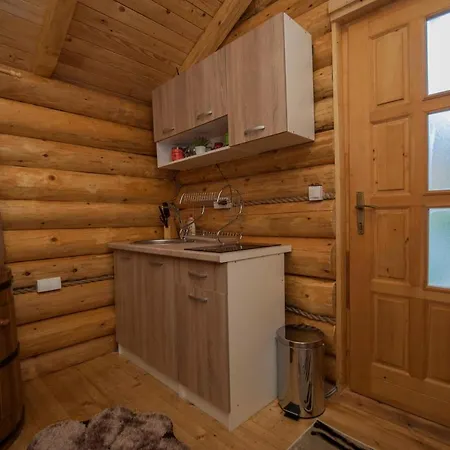 - Brvnare Apartman Trebinje